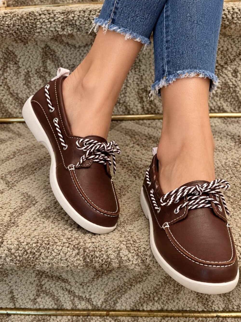 NWT Women's Crocs Above Deck Espresso Brown Leather Flats Boat Shoes Size 7 M